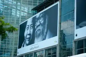 advertise
