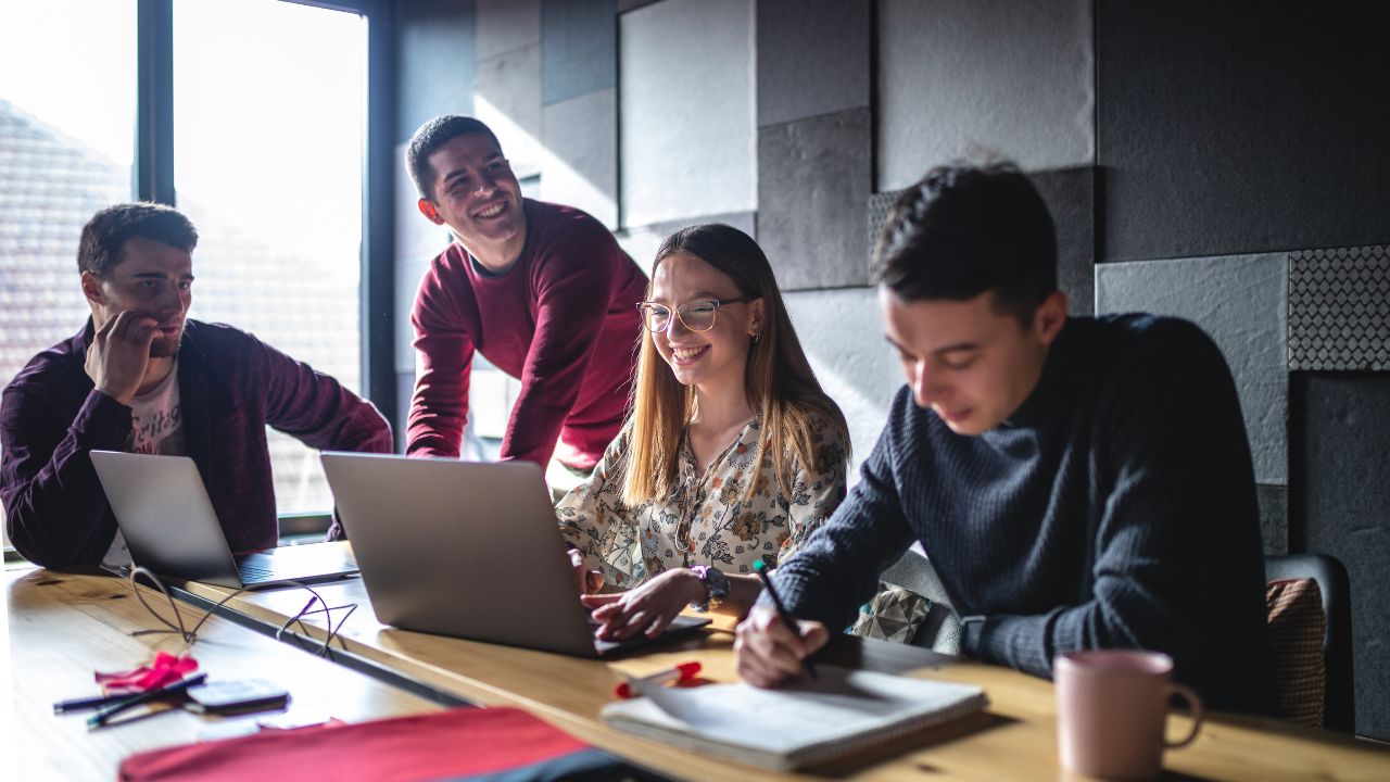 How To Become A Successful Software Developer In 2023